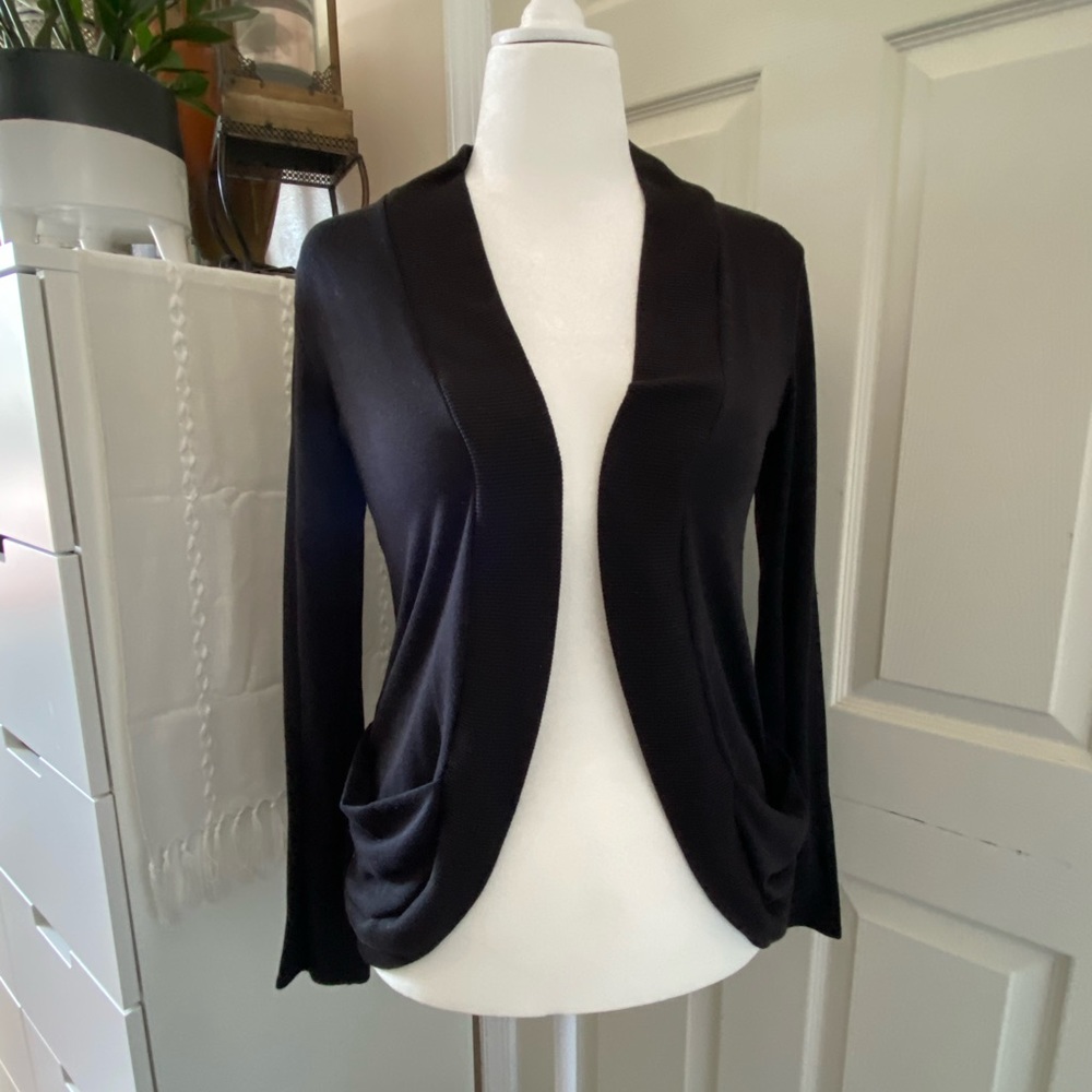 B’leev Black Curved Hem Cardigan